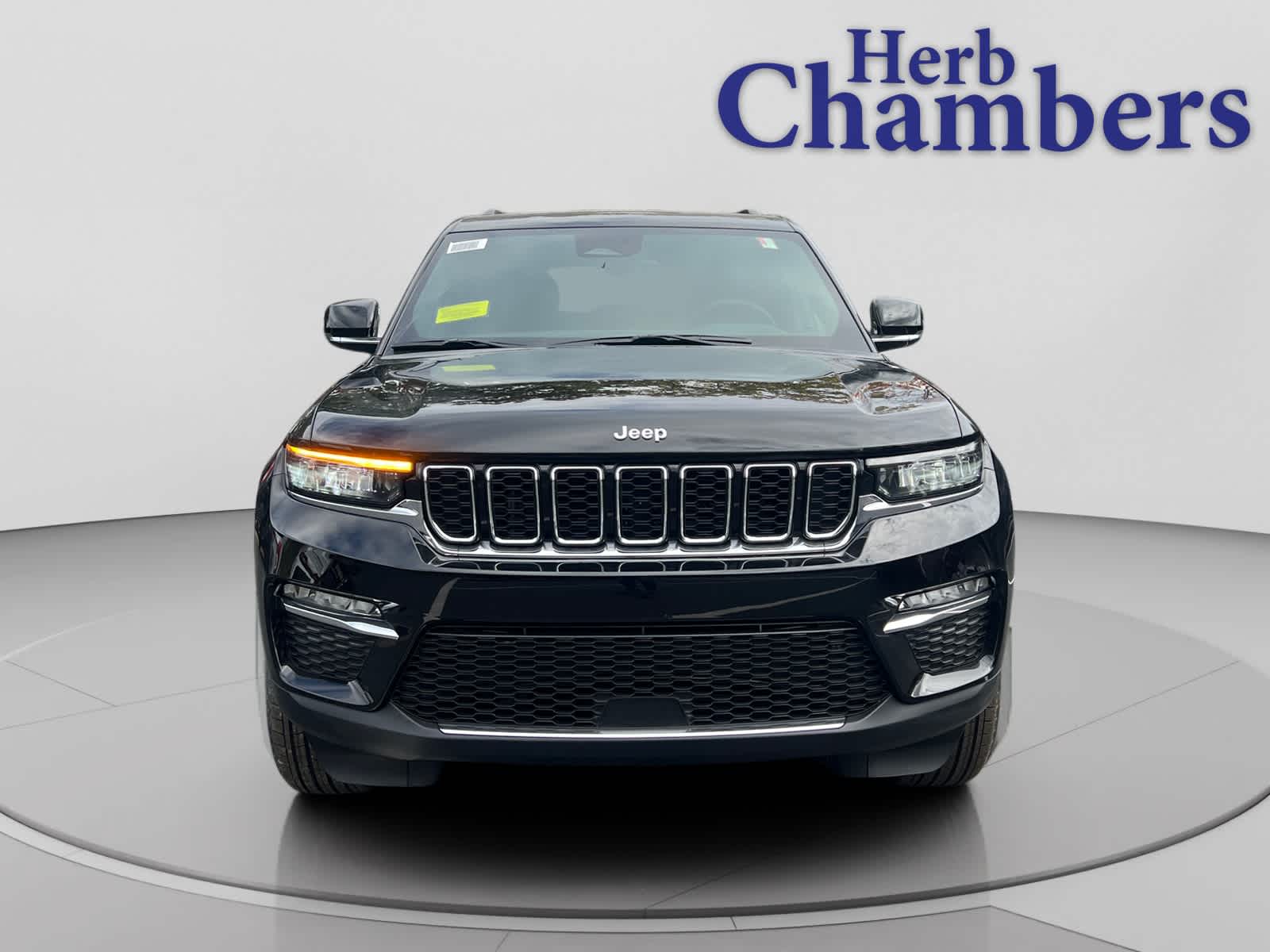 new 2025 Jeep Grand Cherokee car, priced at $48,405