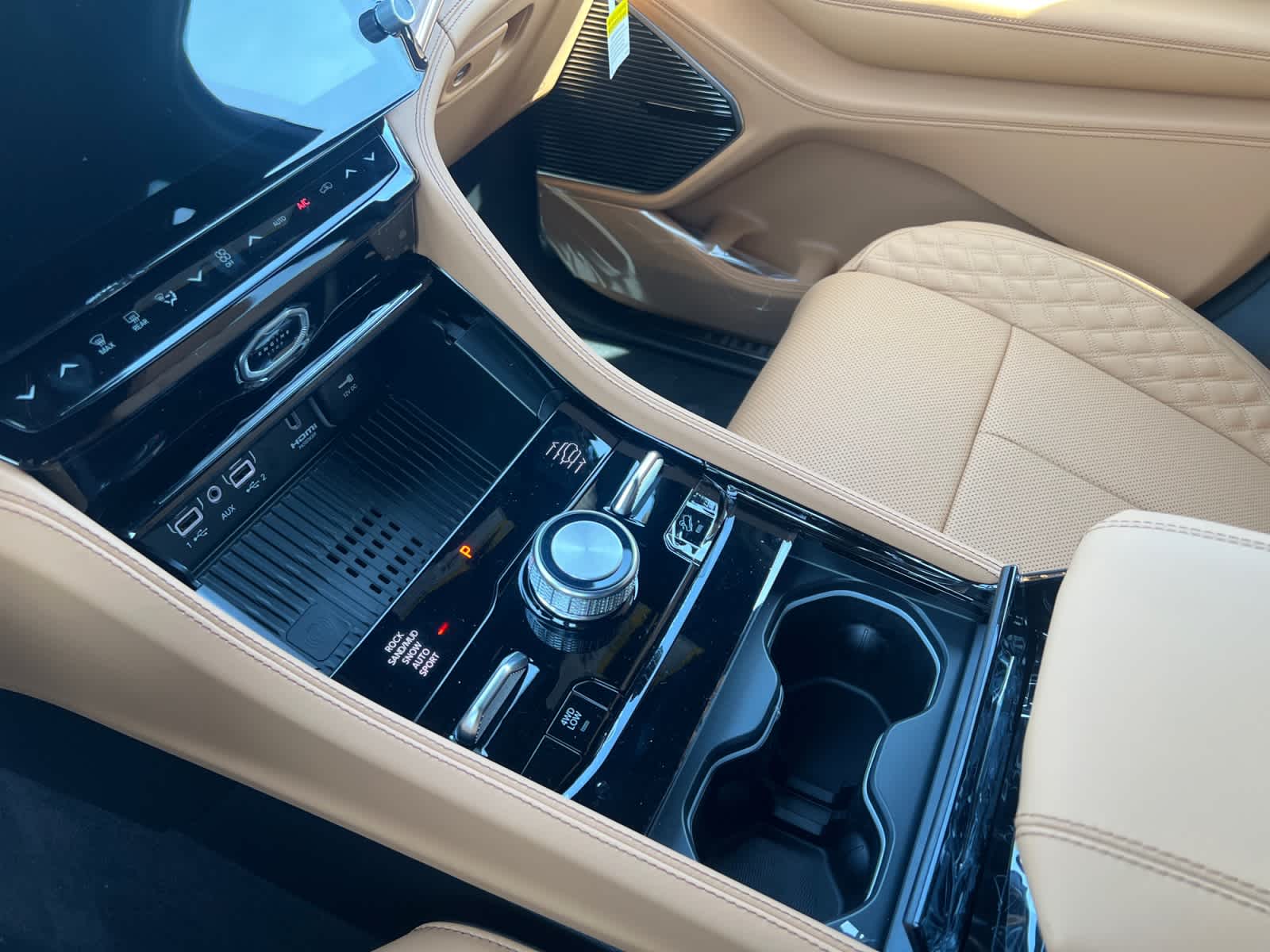 new 2026 Jeep Grand Cherokee car, priced at $66,010