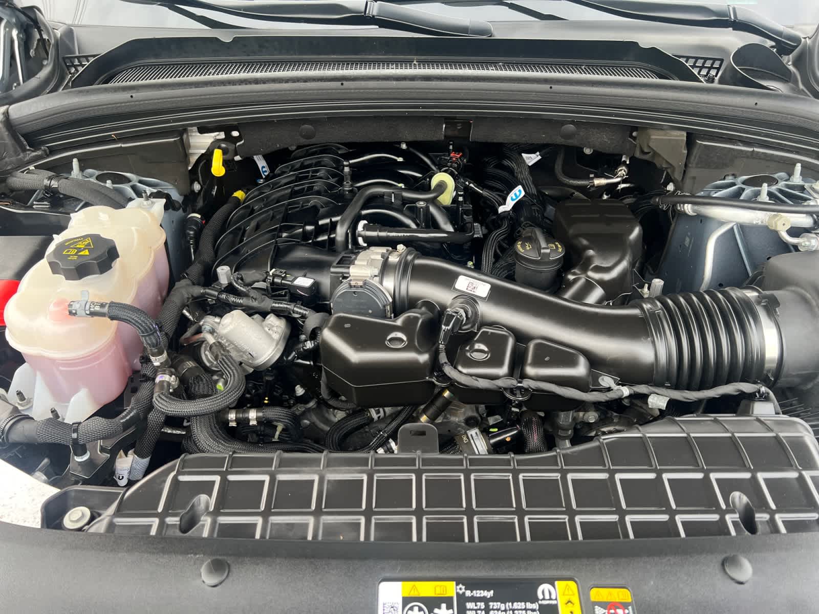 used 2024 Jeep Grand Cherokee car, priced at $37,997