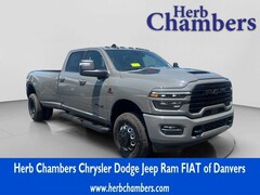 2026 Ram 3500 LARAMIE CREW CAB 4X4 8' BOX Pickup