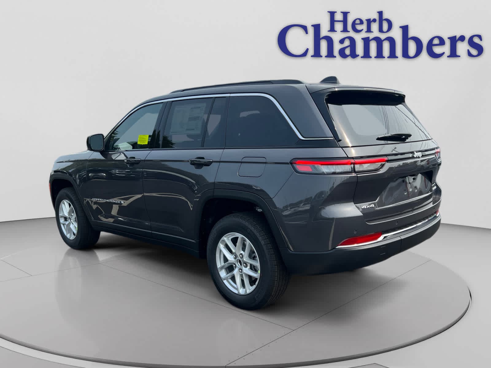 new 2025 Jeep Grand Cherokee car, priced at $39,770