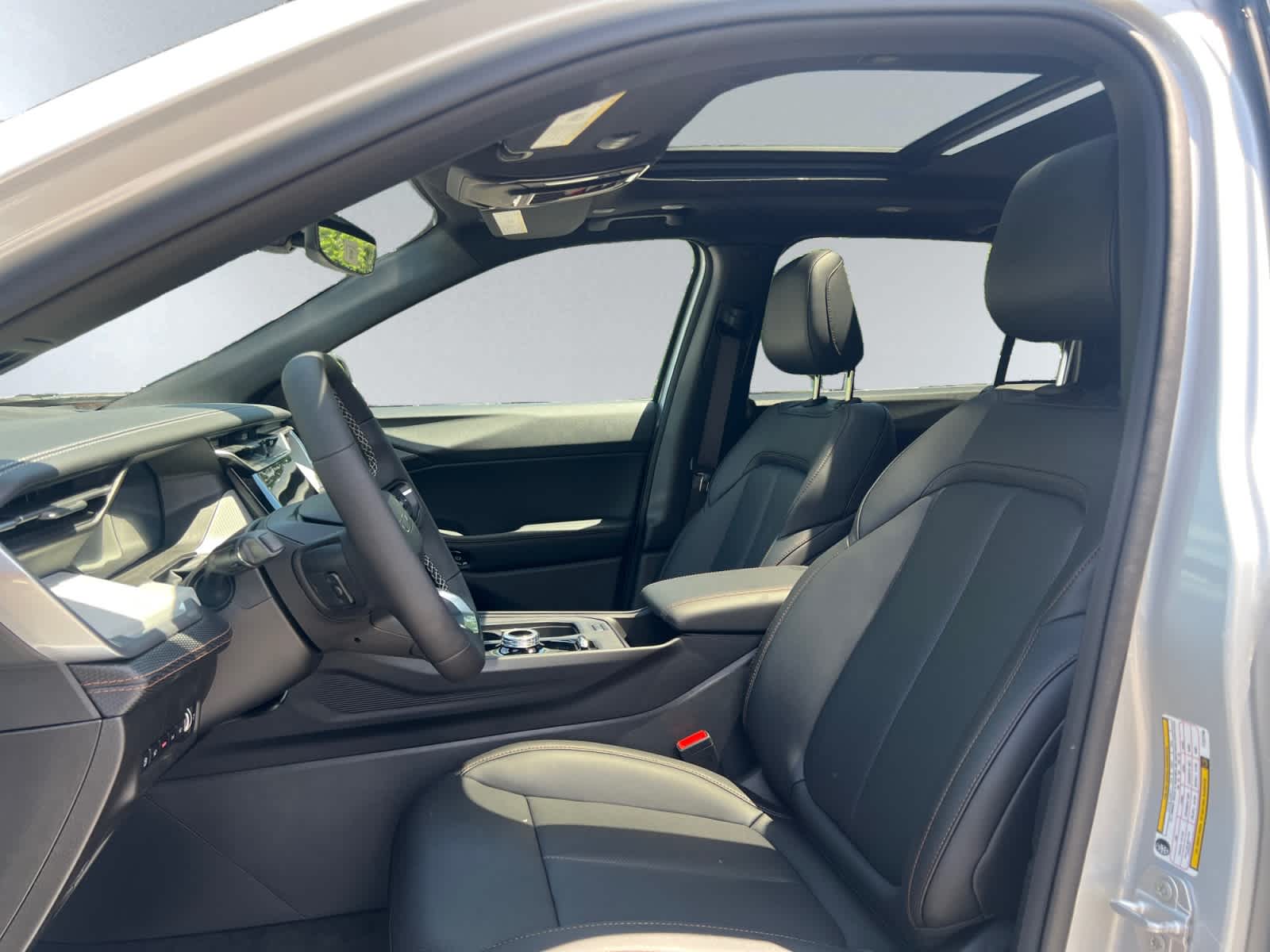 new 2026 Jeep Cherokee car, priced at $44,410
