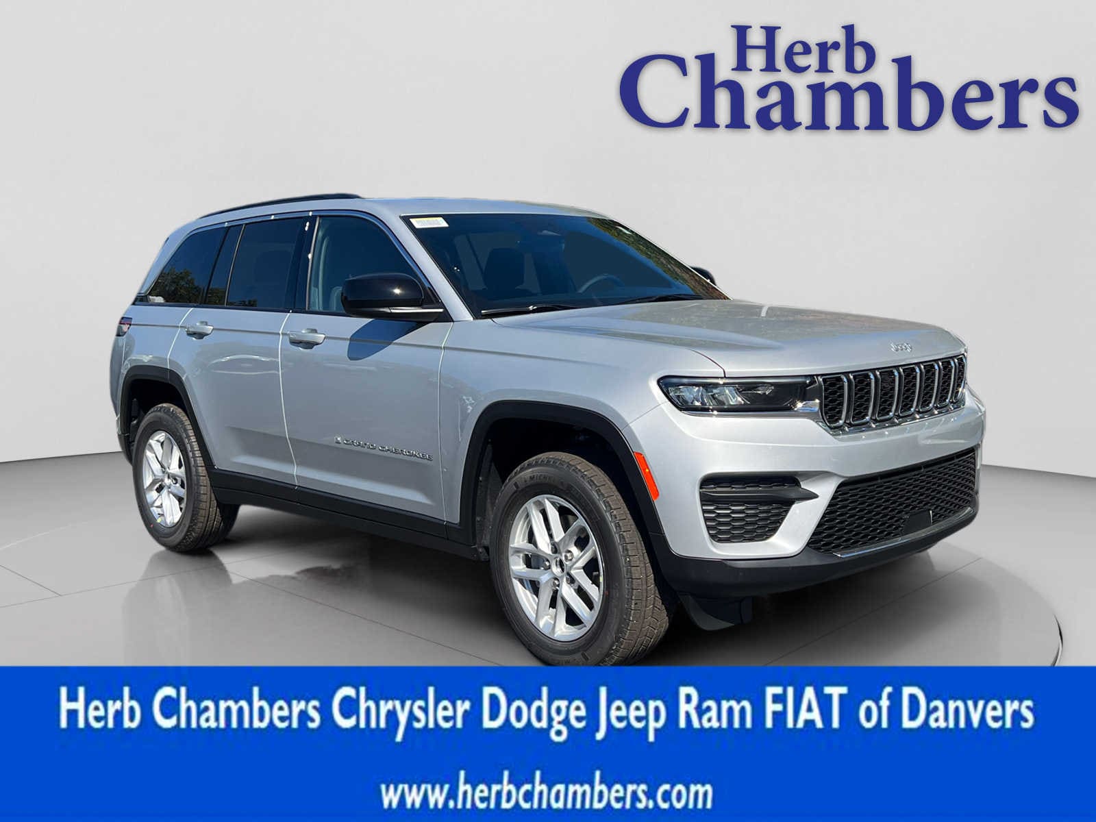 new 2025 Jeep Grand Cherokee car, priced at $38,775