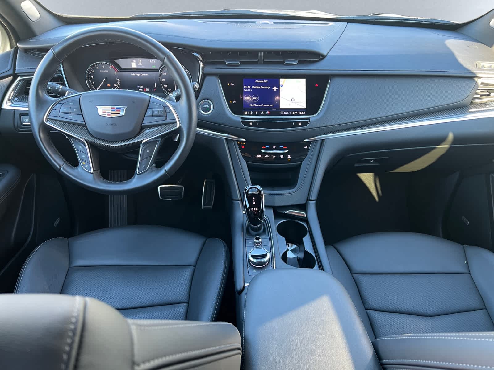 used 2024 Cadillac XT5 car, priced at $41,897