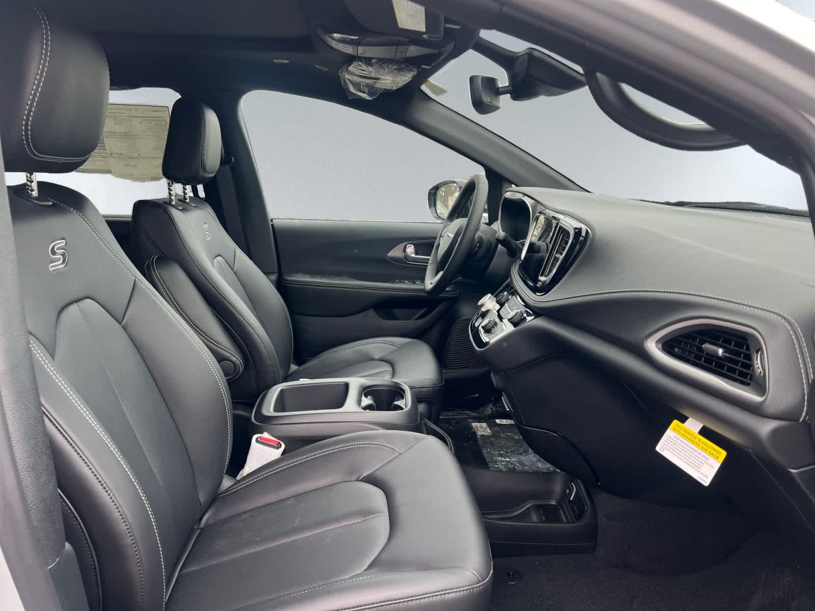 new 2026 Chrysler Pacifica car, priced at $53,845