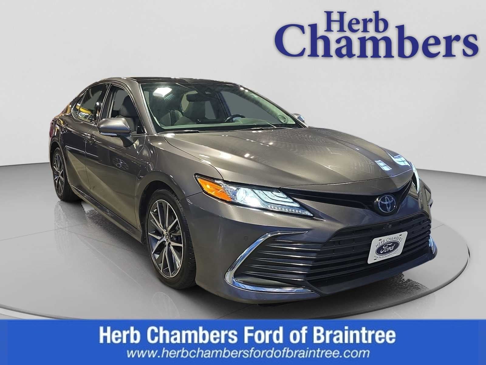2023 Toyota Camry Sedan 