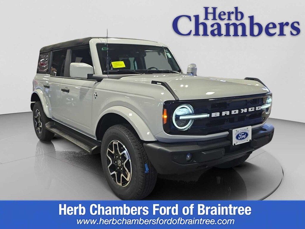 New 2026 Ford Bronco Outer Banks SUV