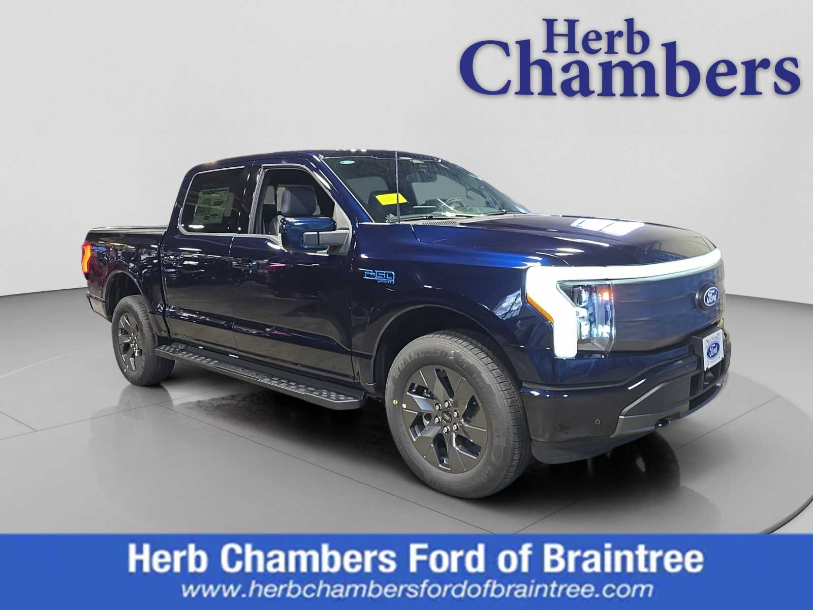 2025 Ford F-150 Lightning Lariat's photo