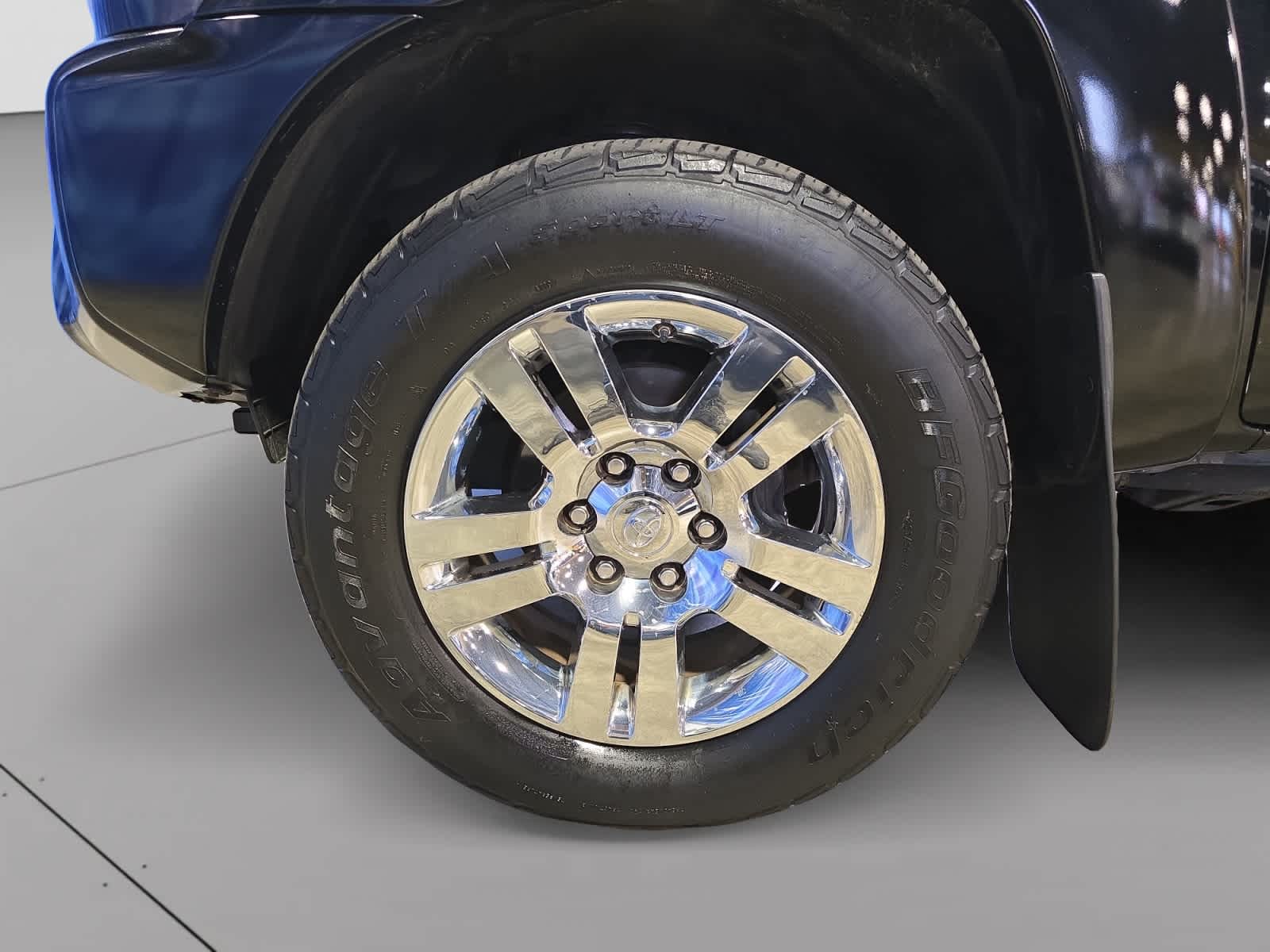 used 2014 Toyota Tacoma car, priced at $22,087
