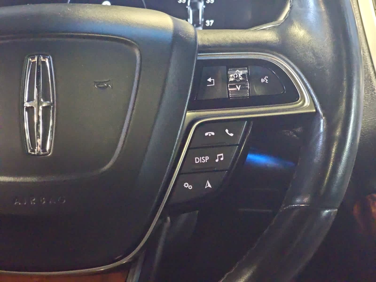 used 2020 Lincoln Nautilus car, priced at $23,482