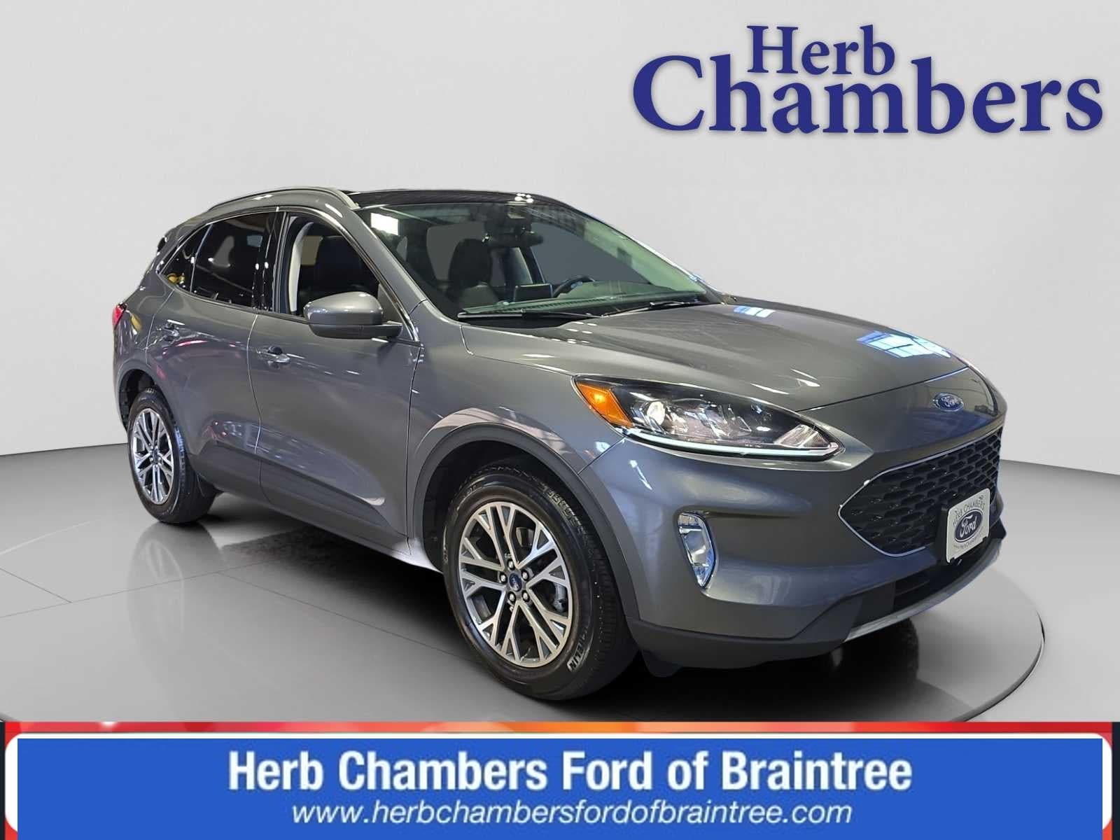 2022 Ford Escape SEL's photo