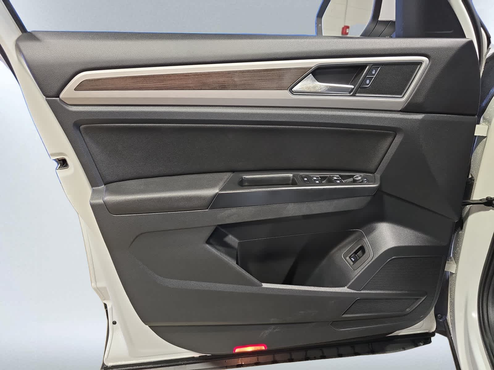 used 2019 Volkswagen Atlas car, priced at $14,285