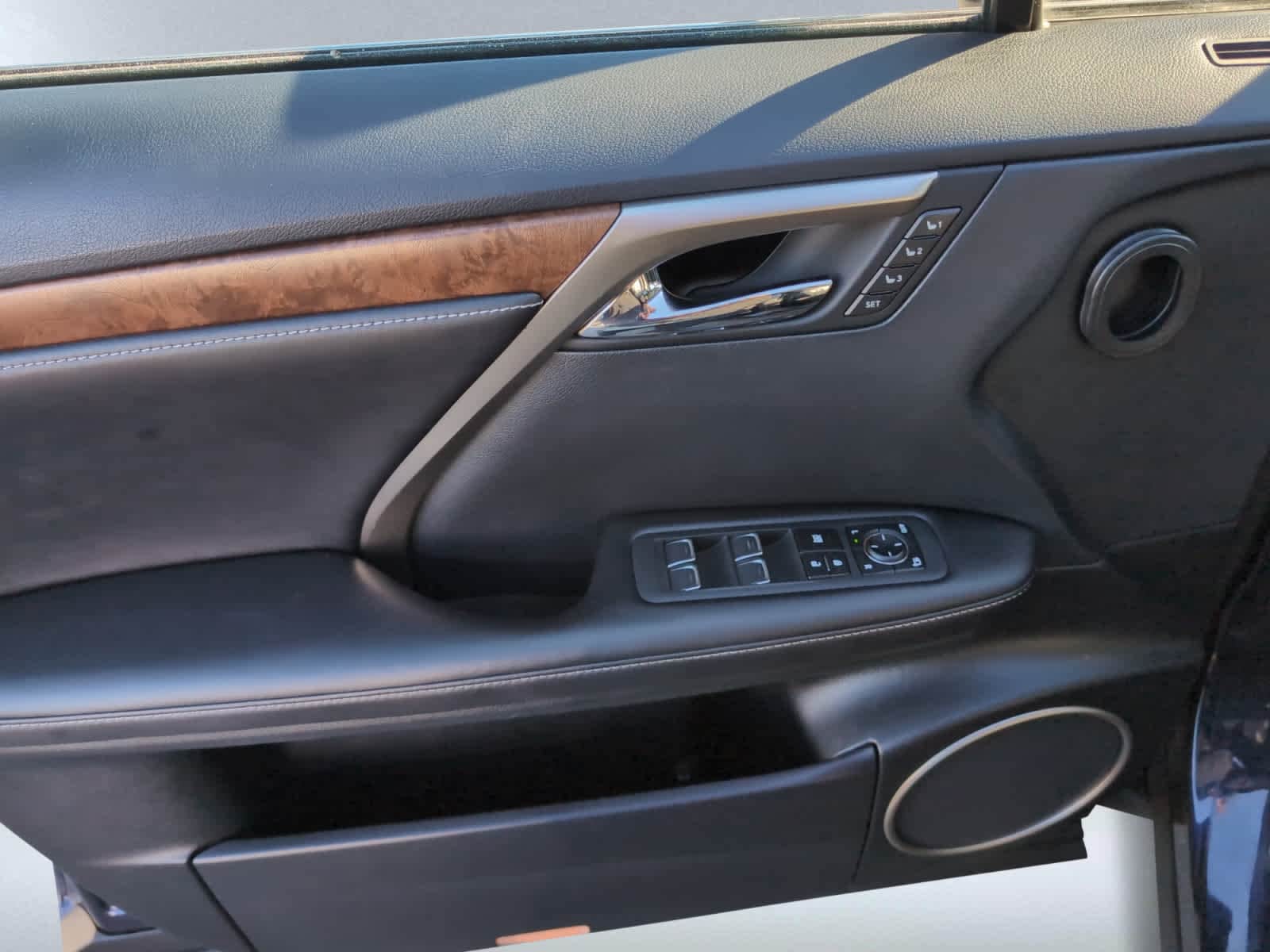 used 2022 Lexus RX 350L car, priced at $31,747