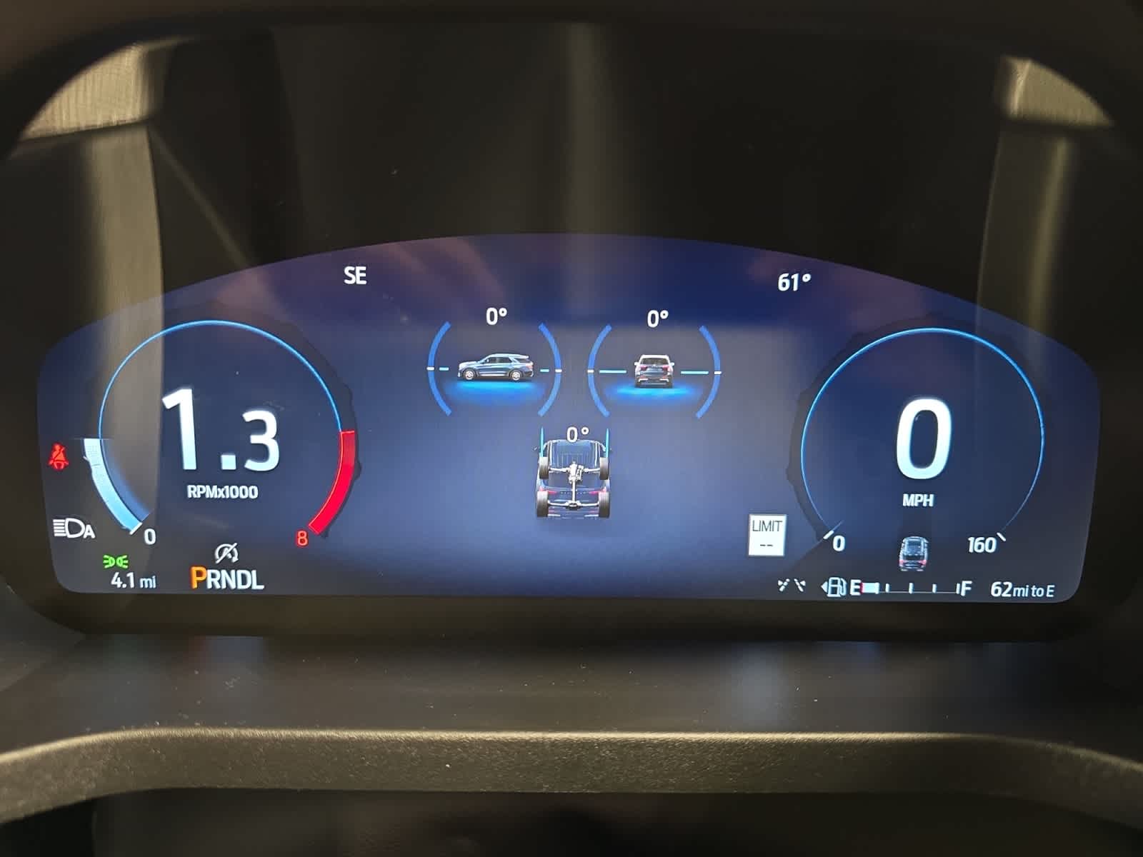 2026 Ford Explorer photo 4