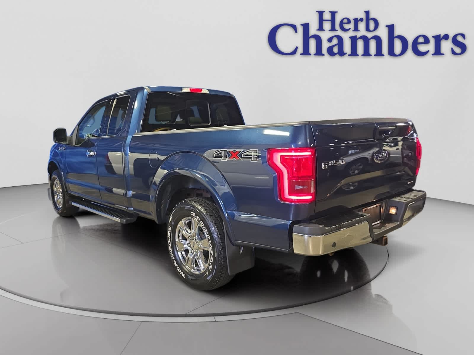 View vehicle photo 3