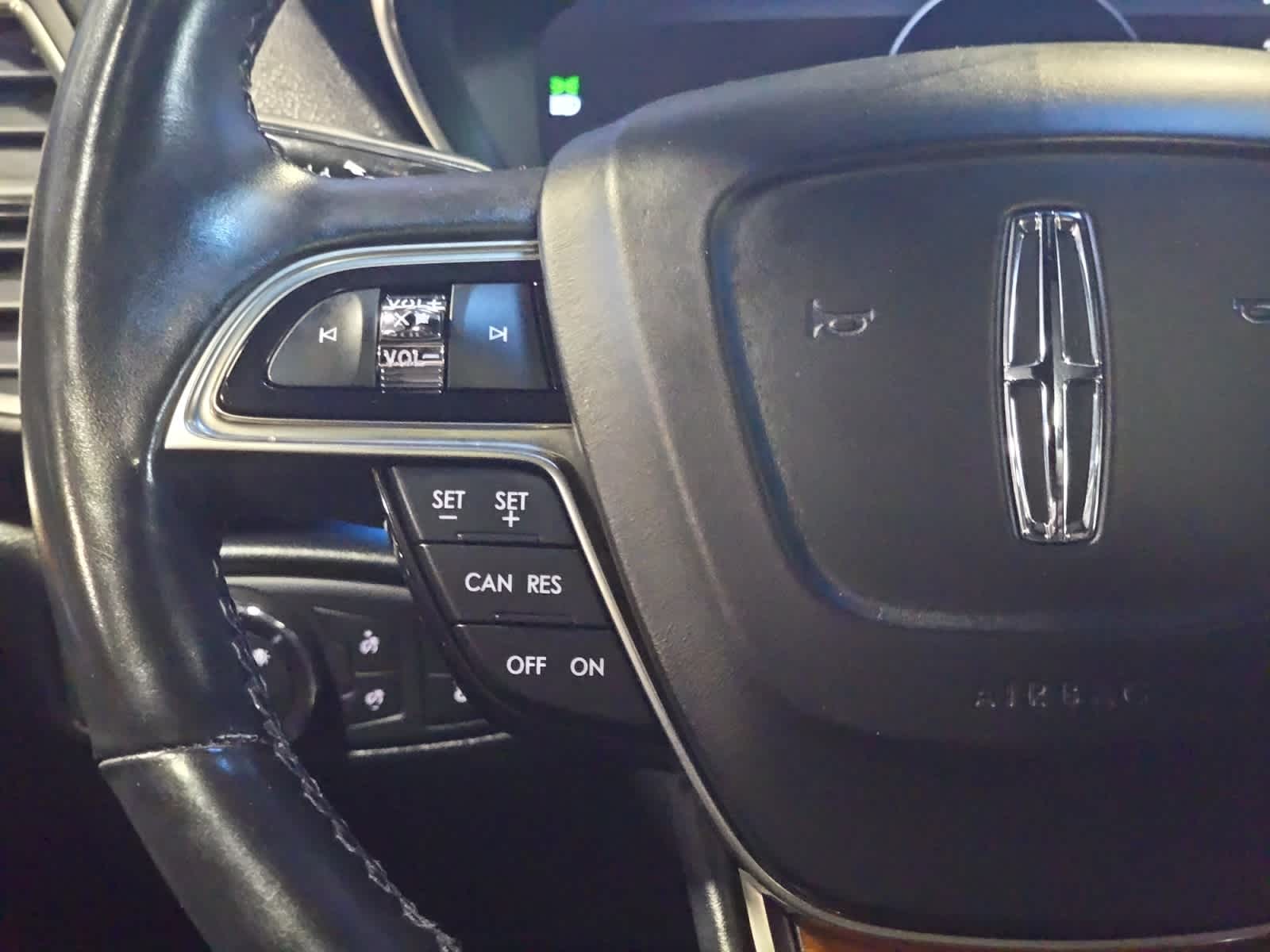 used 2020 Lincoln Nautilus car, priced at $23,482