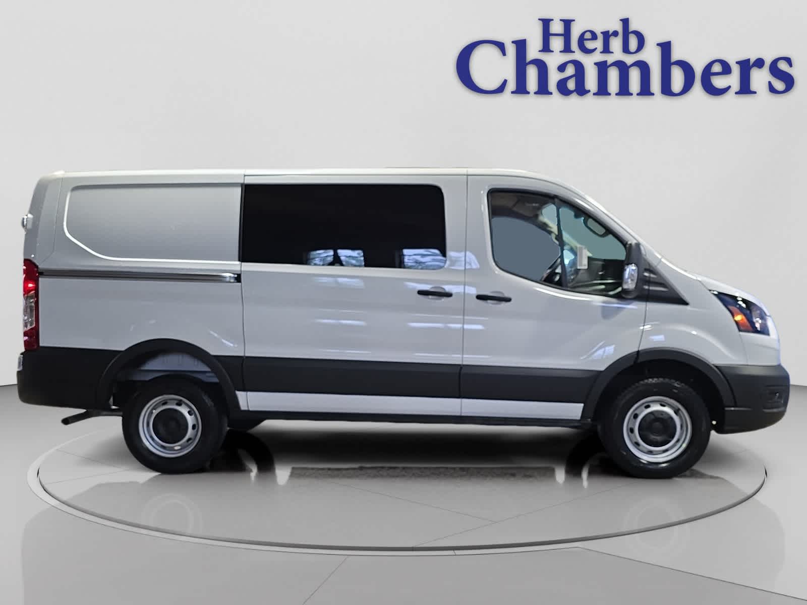 2025 Ford Transit Van Base - Photo 11