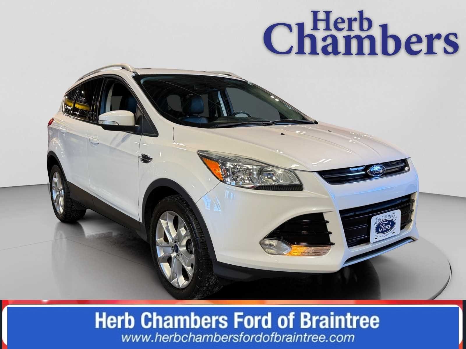 2016 Ford Escape Titanium's photo