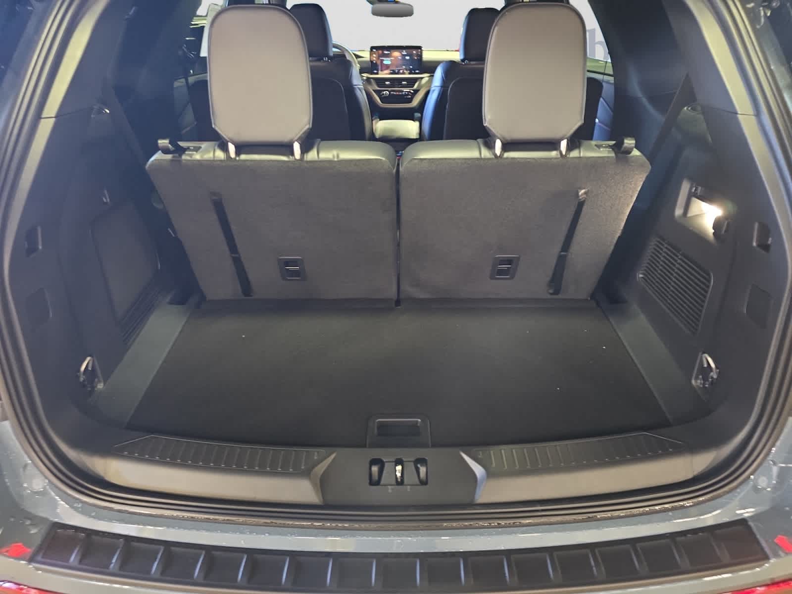 New 2027 Ford Explorer ST-Line SUV