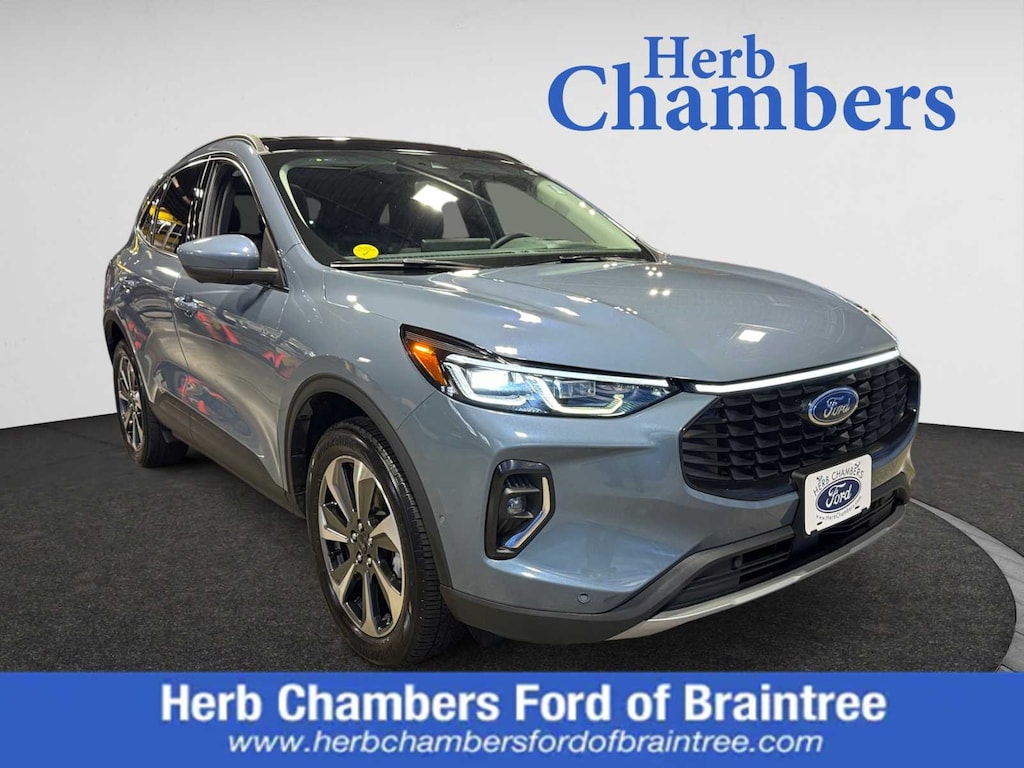 Used 2023 Ford Escape Platinum SUV