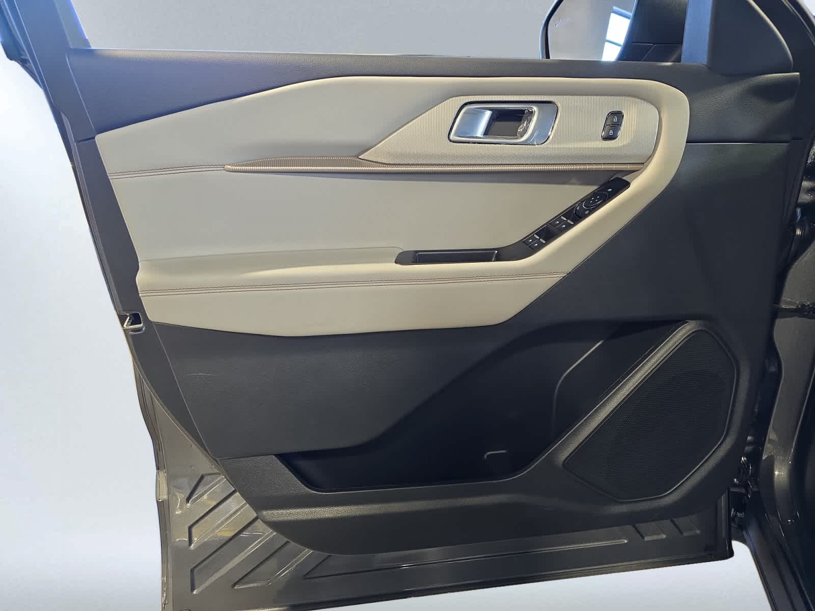 new 2026 Ford Explorer car, priced at $46,895