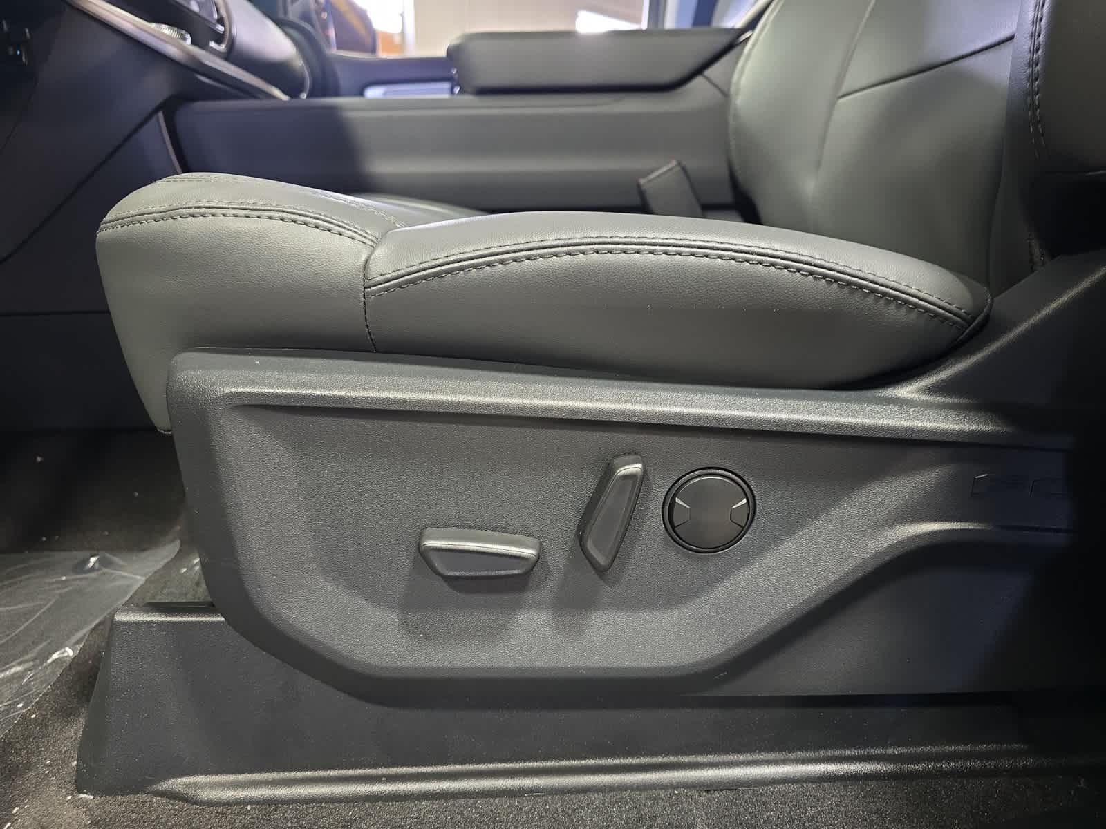 new 2026 Ford Expedition car, priced at $71,595