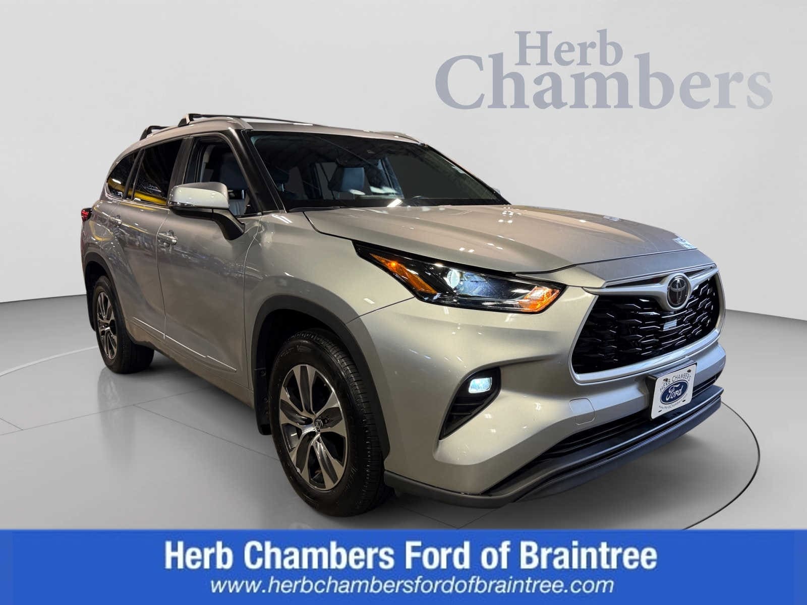 2023 Toyota Highlander SUV 