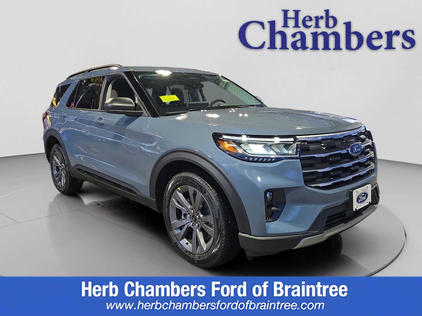2026 Ford Explorer Active 4WD's photo