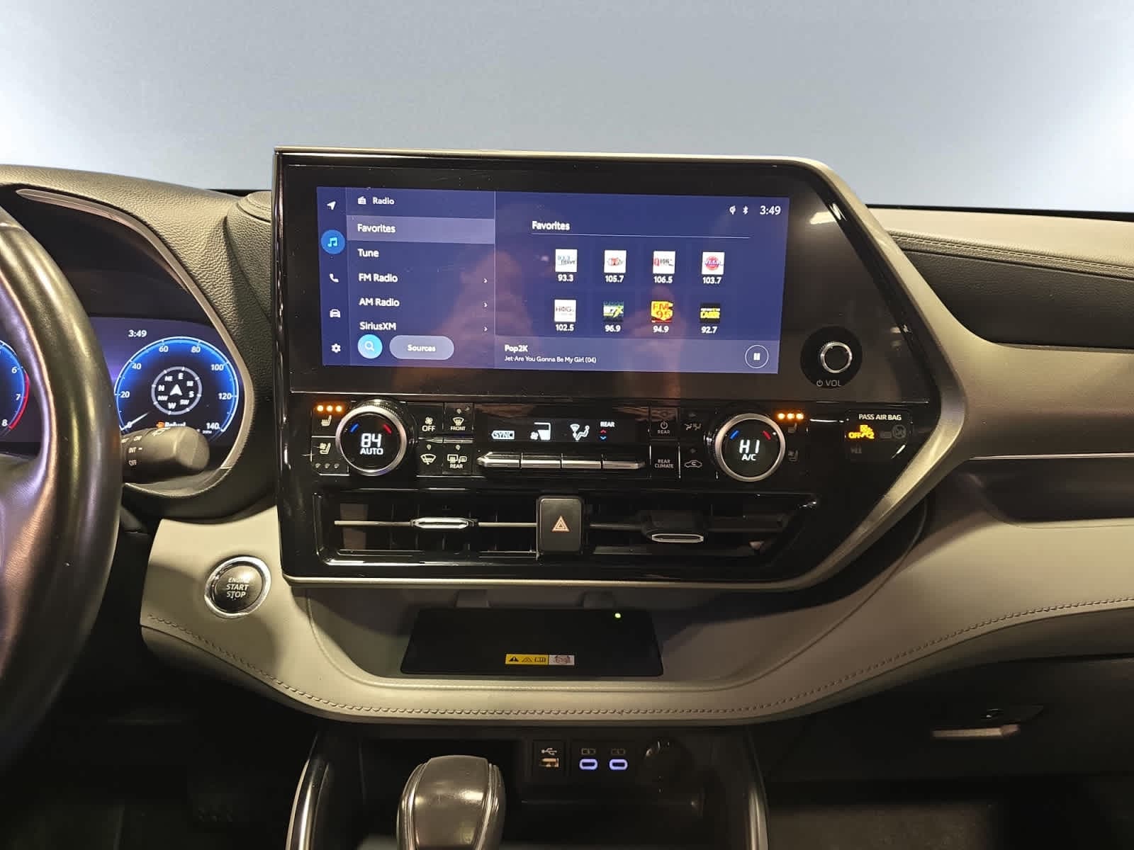 used 2023 Toyota Highlander car, priced at $37,987