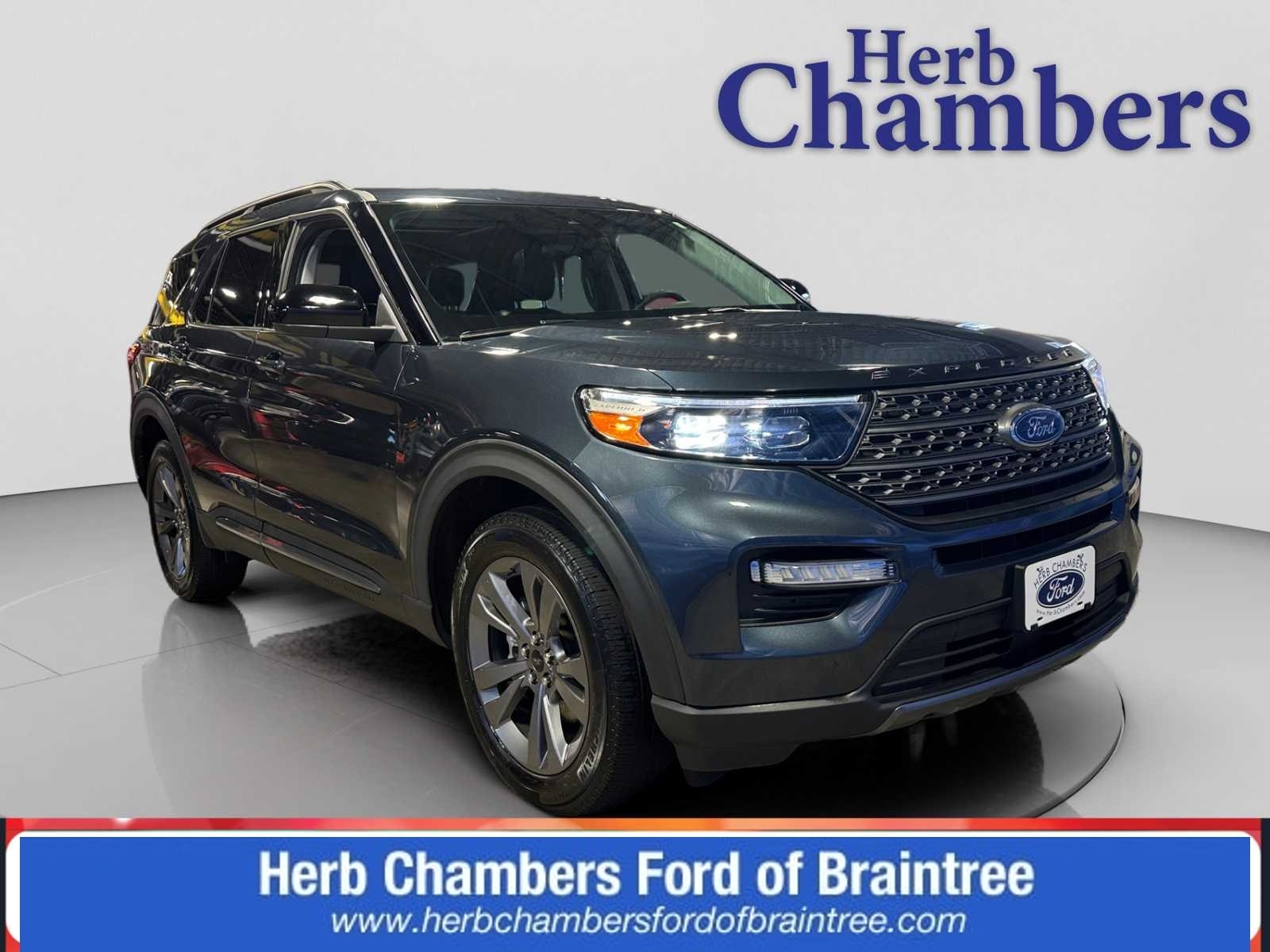 2022 Ford Explorer XLT's photo