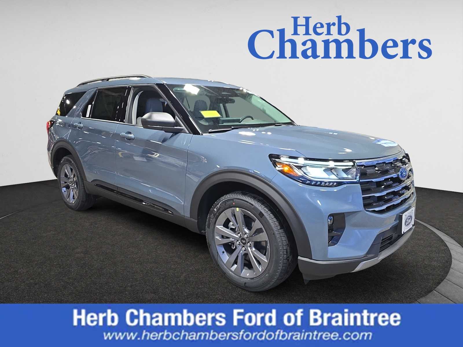 2026 Ford Explorer Active's photo