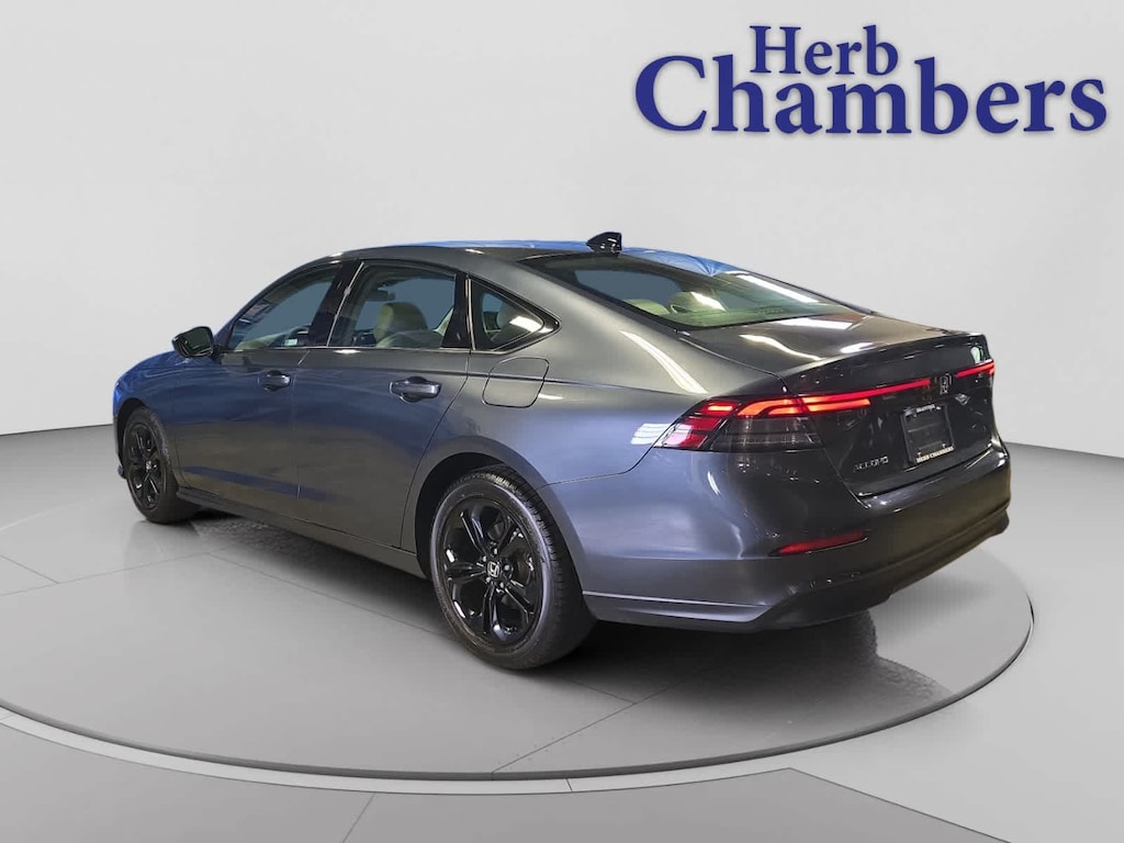 Used 2025 Honda Accord SE Sedan