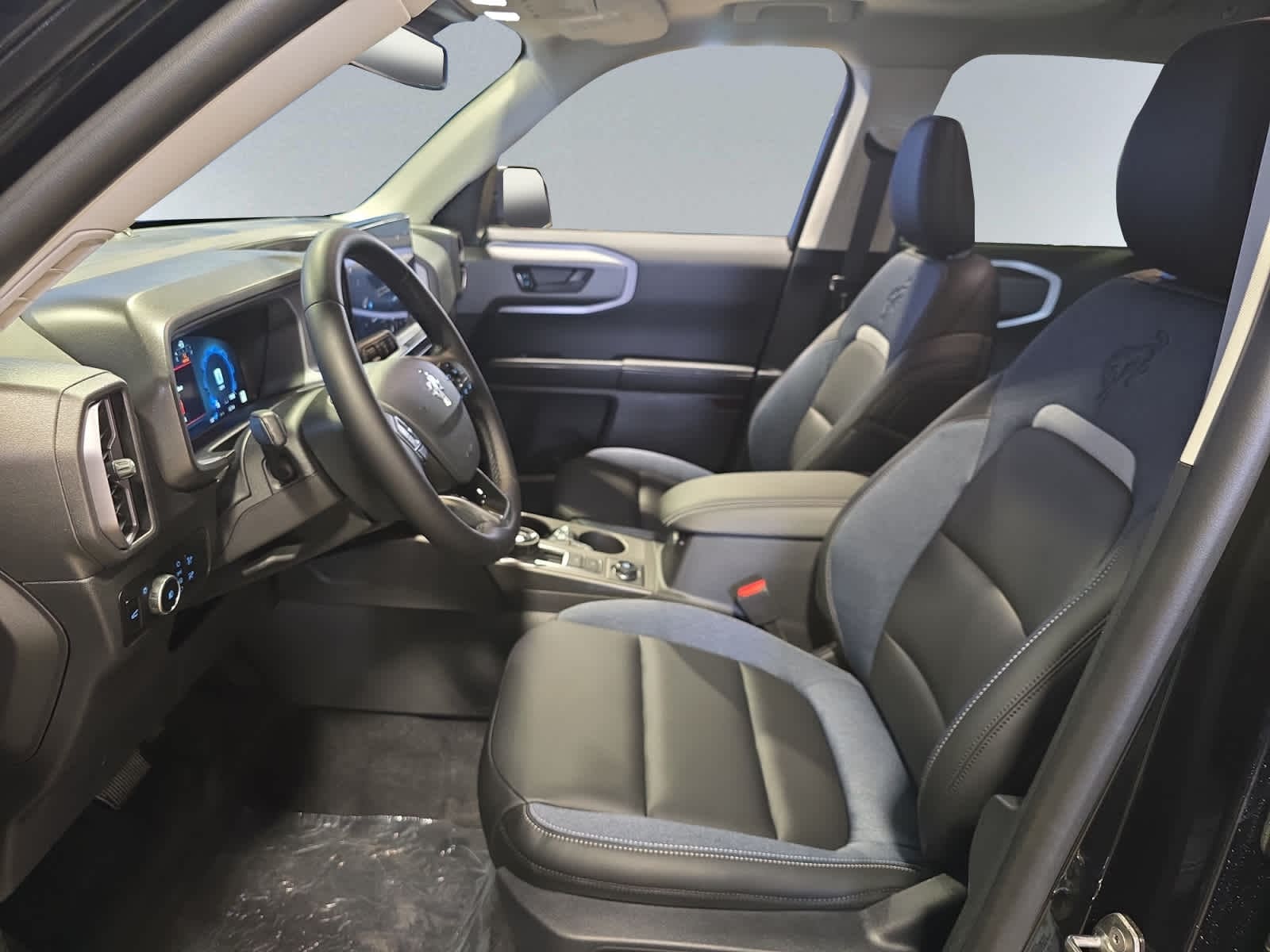 new 2025 Ford Bronco Sport car, priced at $39,895