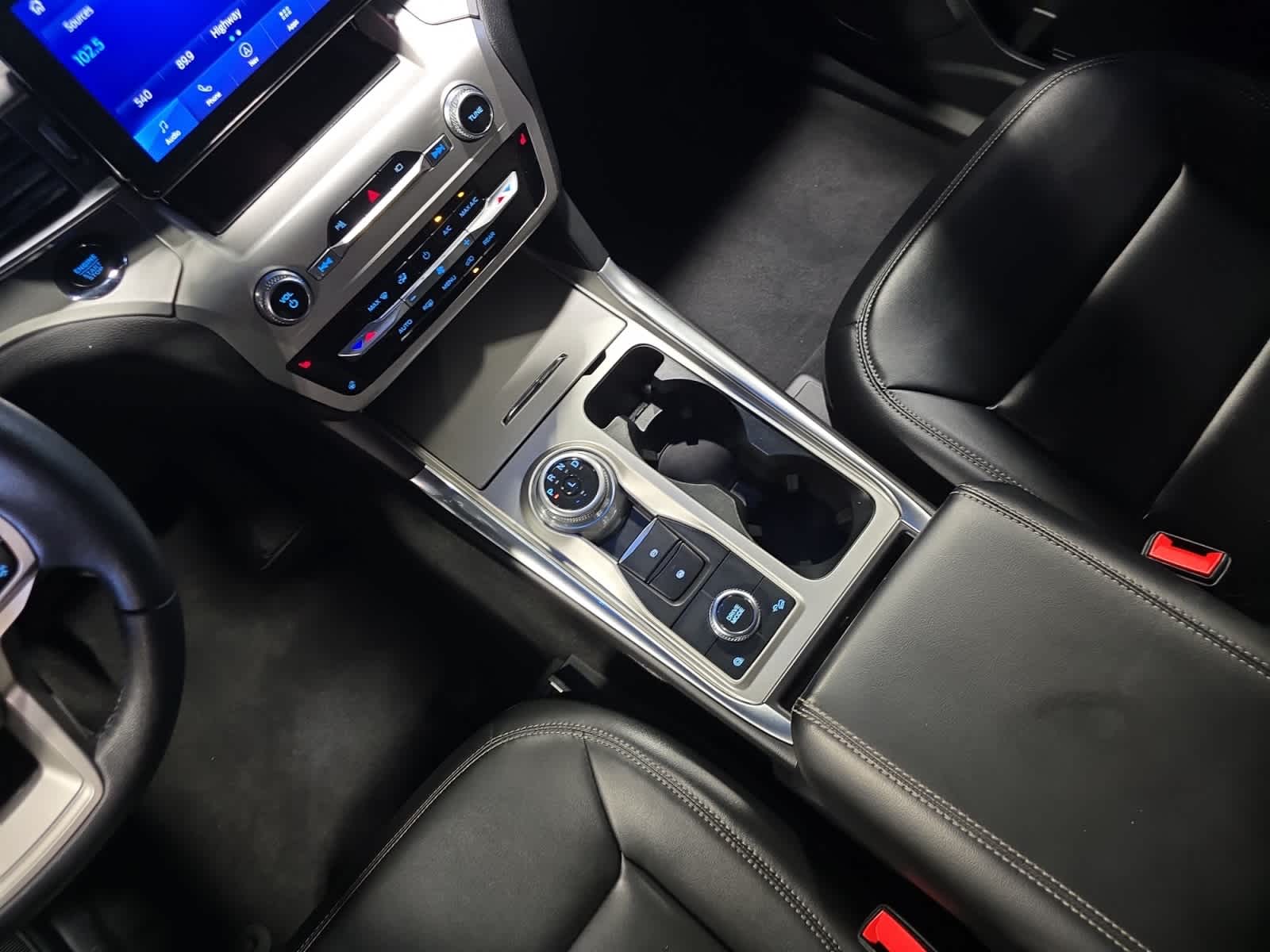 used 2022 Ford Explorer car, priced at $31,460