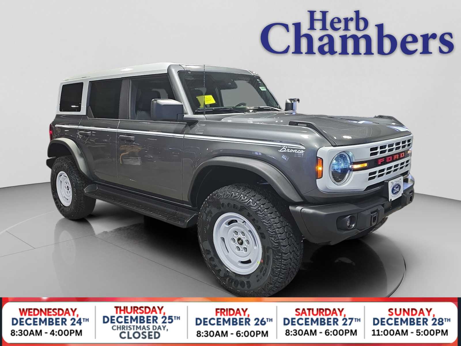 2025 Ford Bronco 4-Door Heritage Editon's photo