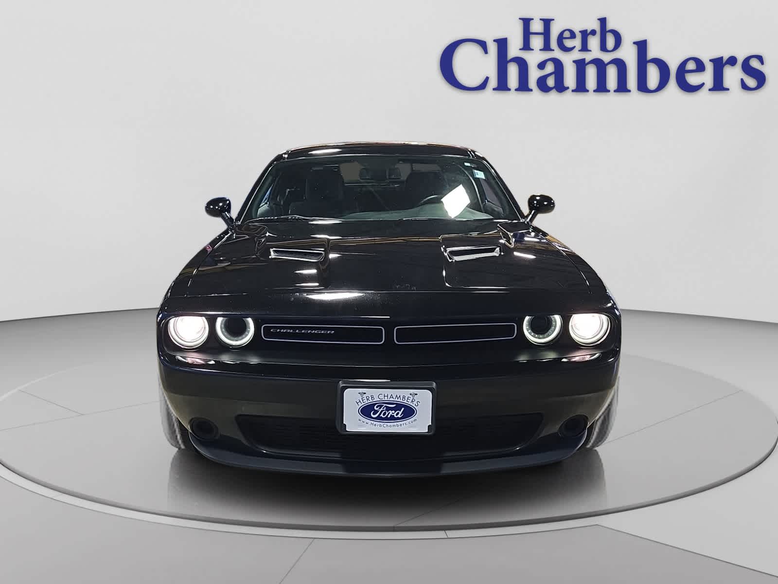 Used 2019 Dodge Challenger SXT with VIN 2C3CDZGG6KH526158 for sale in Braintree, MA