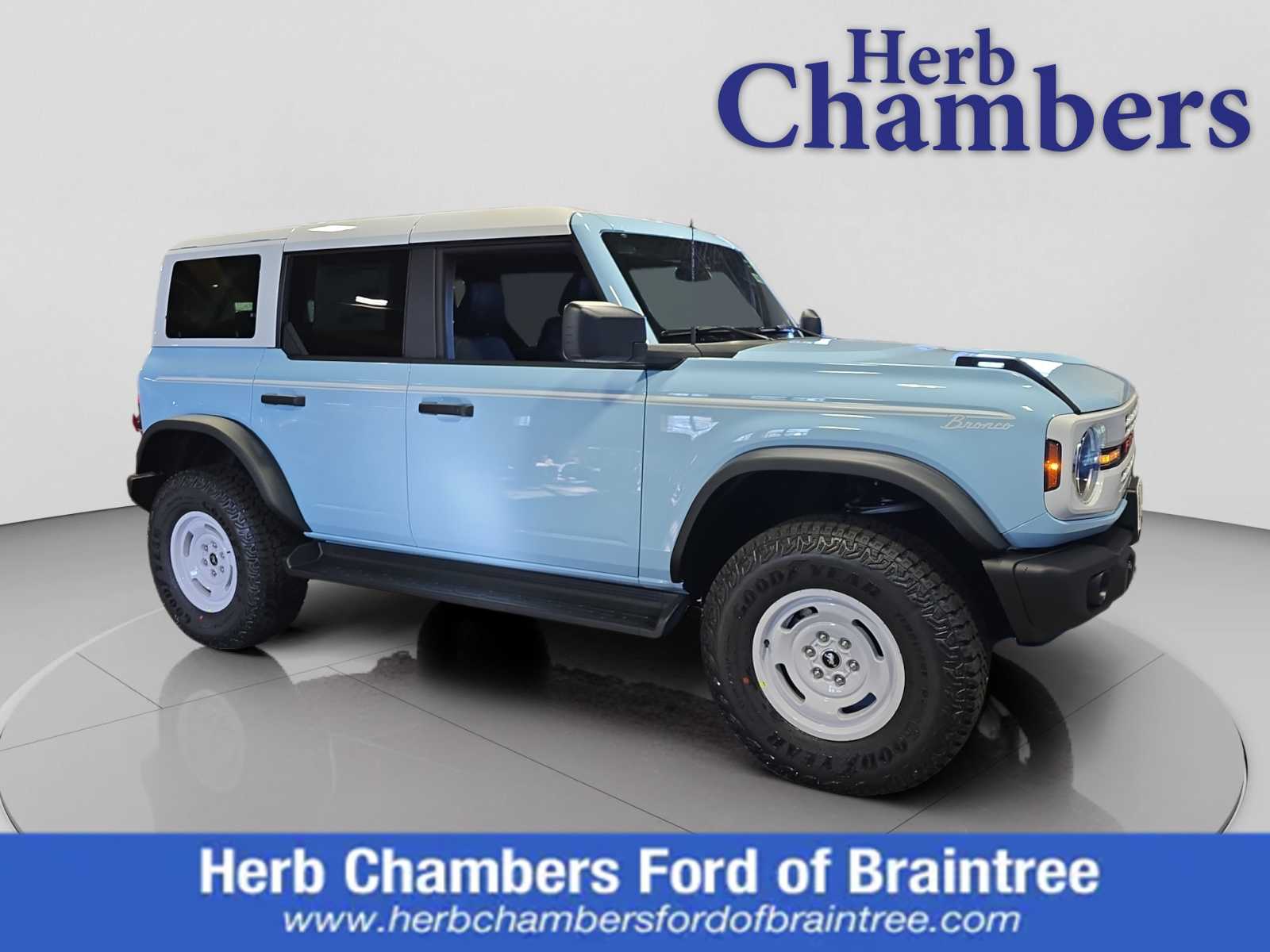 2025 Ford Bronco 4-Door Heritage Editon's photo