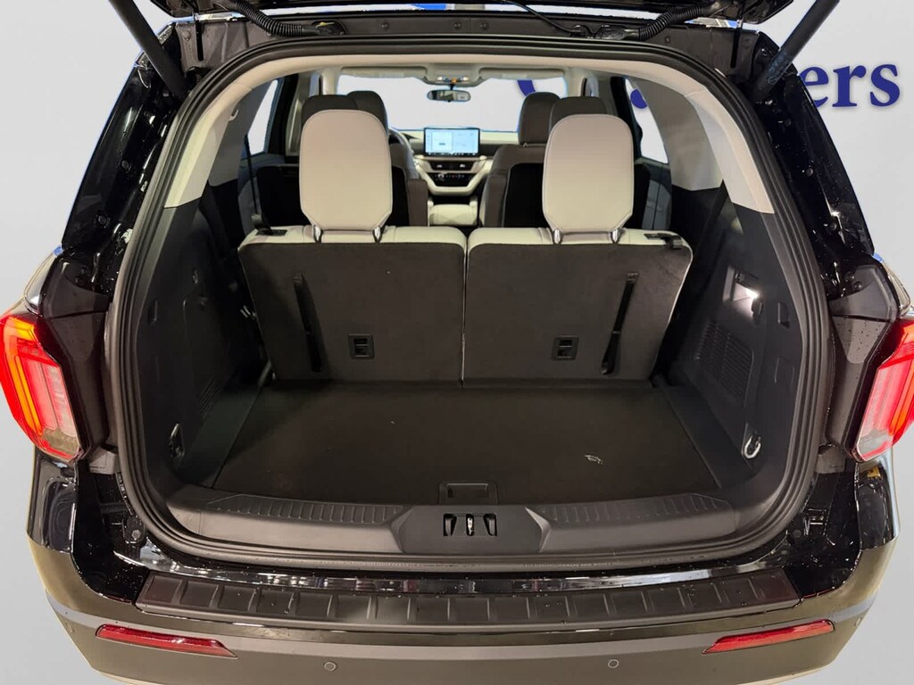 New 2026 Ford Explorer Active w/200A Pkg SUV