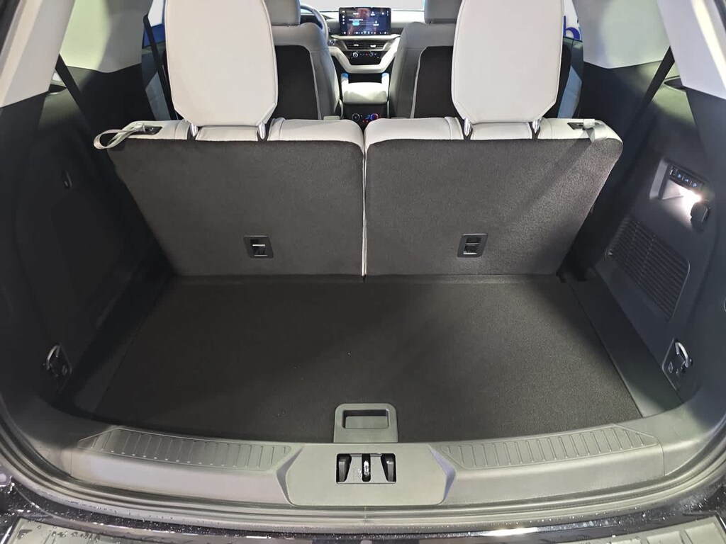 New 2026 Ford Explorer Platinum SUV