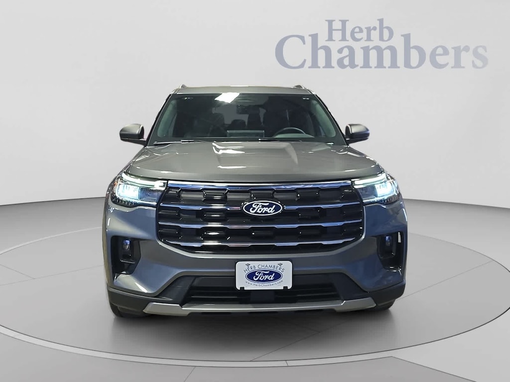 New 2027 Ford Explorer Active w/200A Pkg SUV