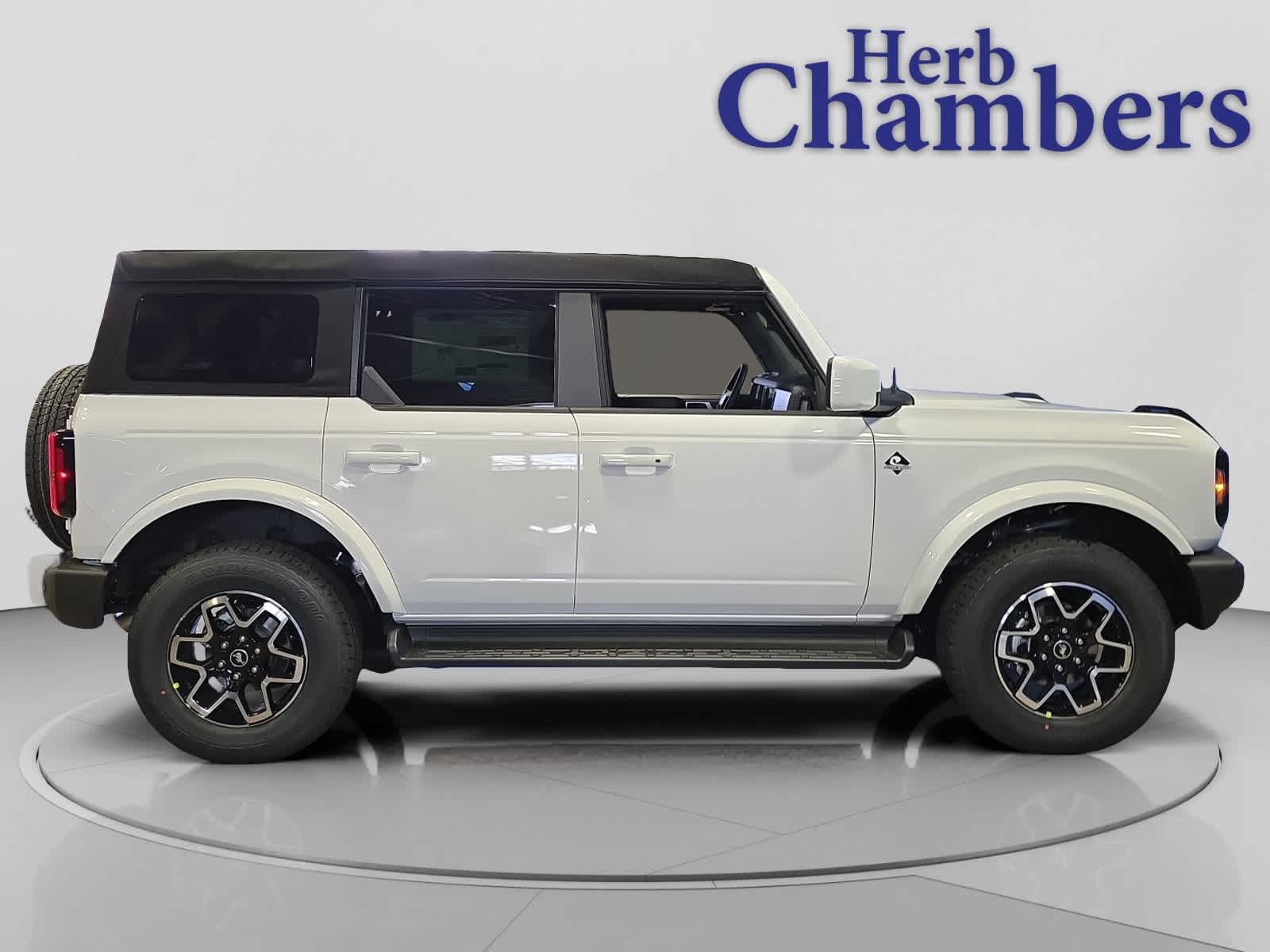 new 2025 Ford Bronco car, priced at $48,295