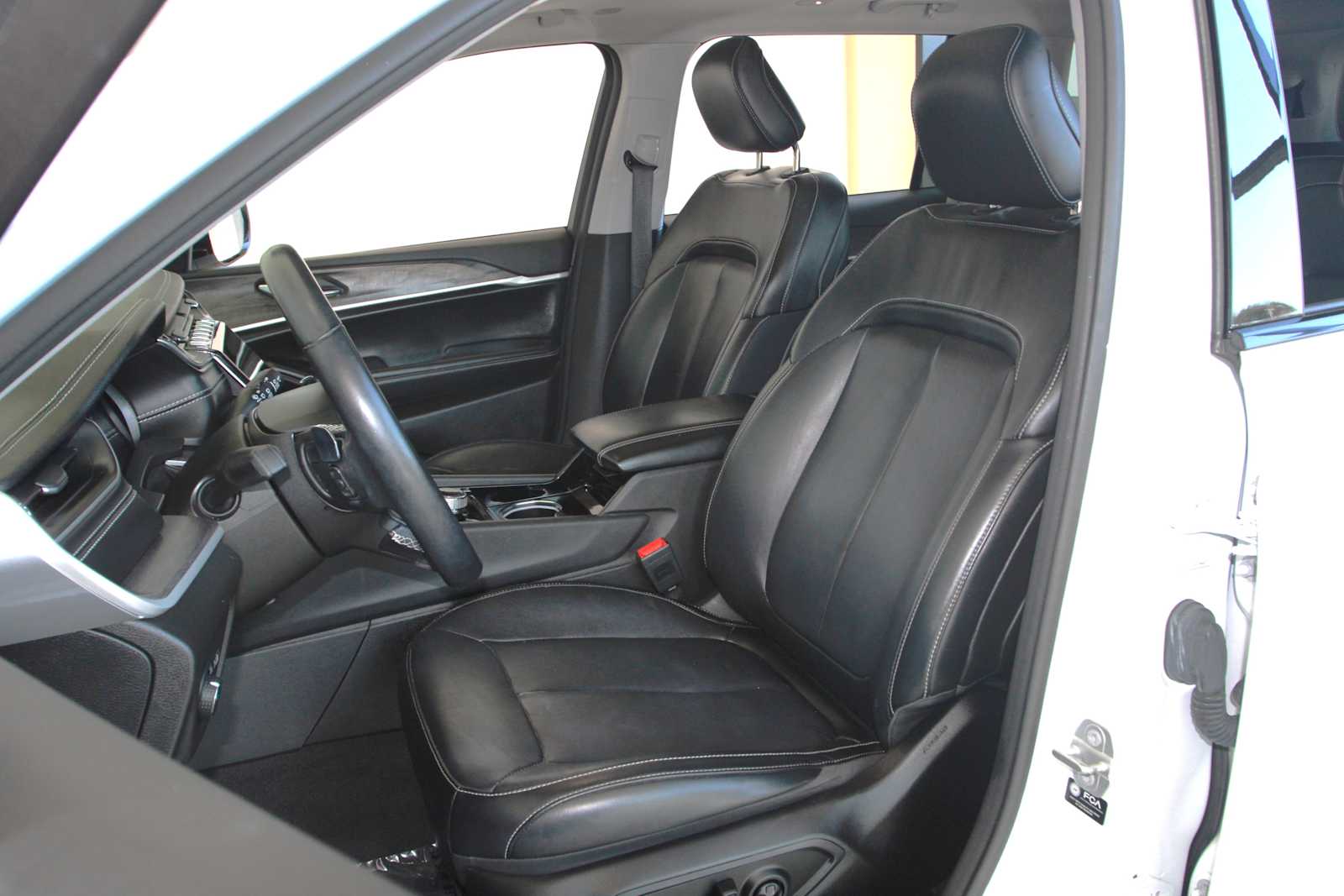 used 2021 Jeep Grand Cherokee L car, priced at $25,361