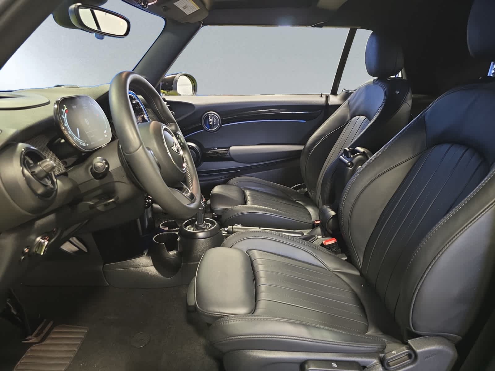 2024 Mini Cooper Convertible S photo 4