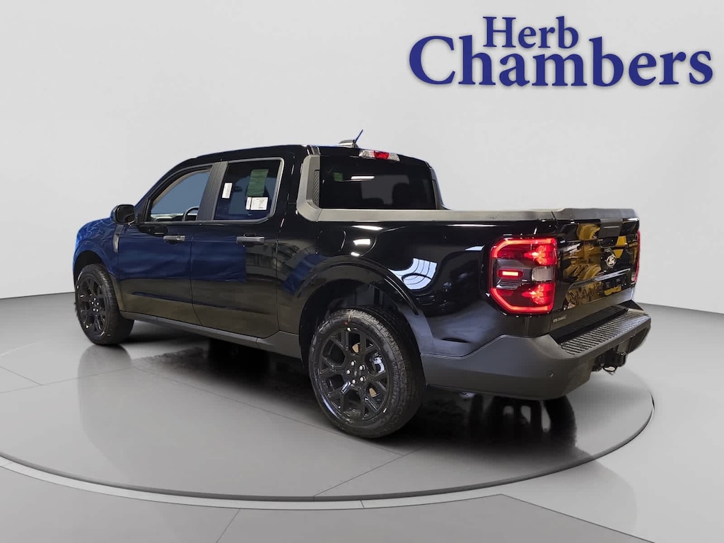 New 2025 Ford Maverick XLT AWD Supercrew Truck