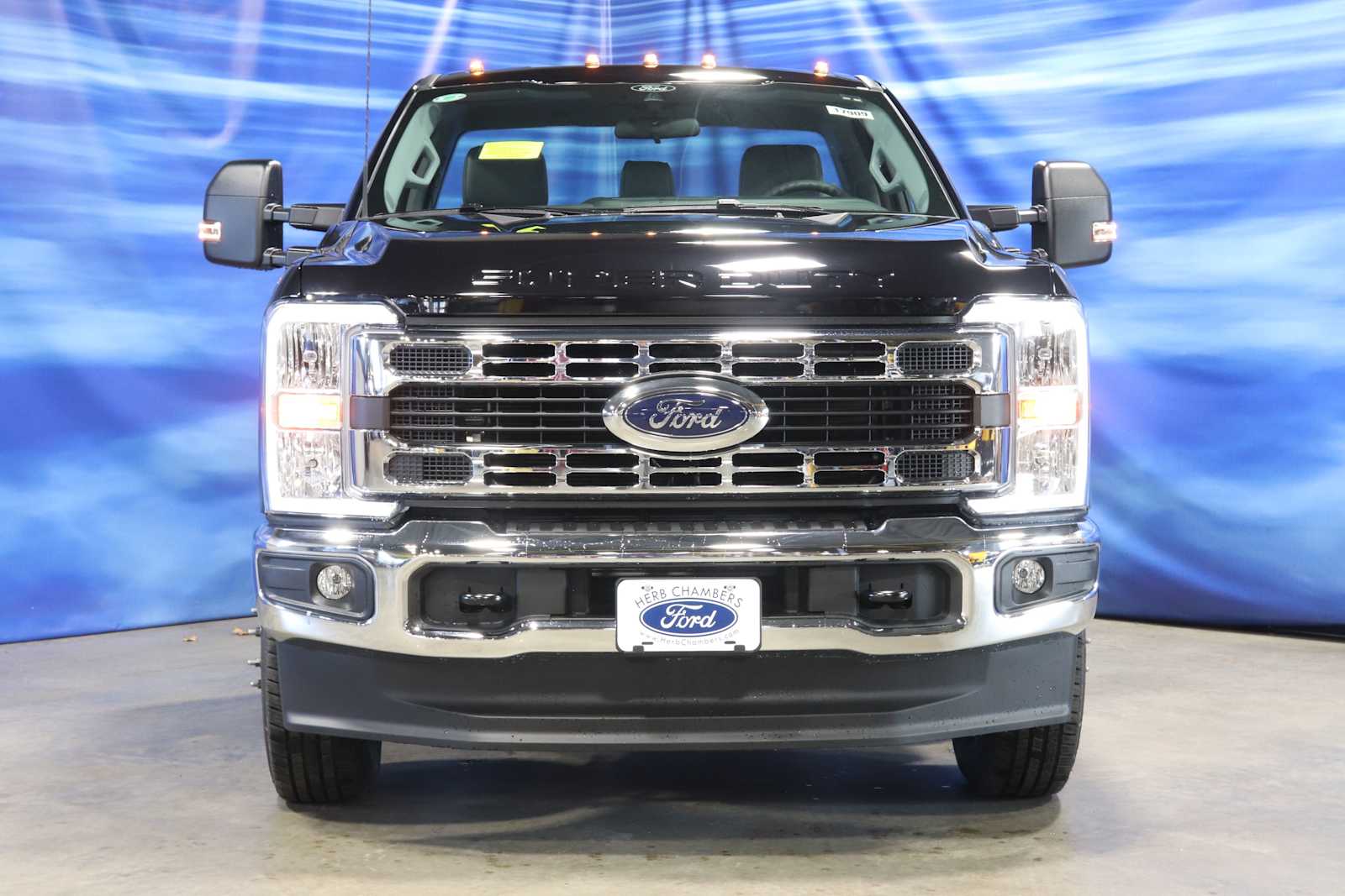 2024 Ford F-350 XL photo 2