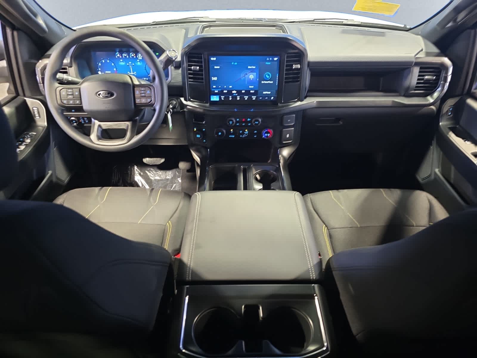 2025 Ford F-150 STX photo 4