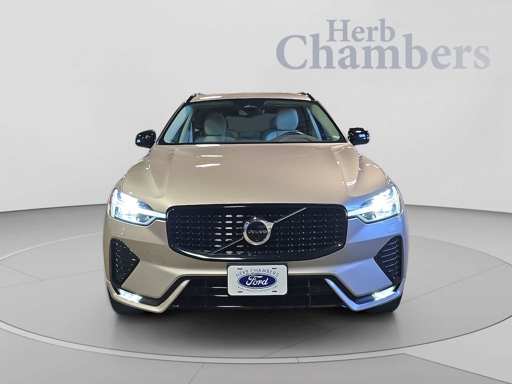 Used 2024 Volvo XC60 Plus Dark Theme SUV