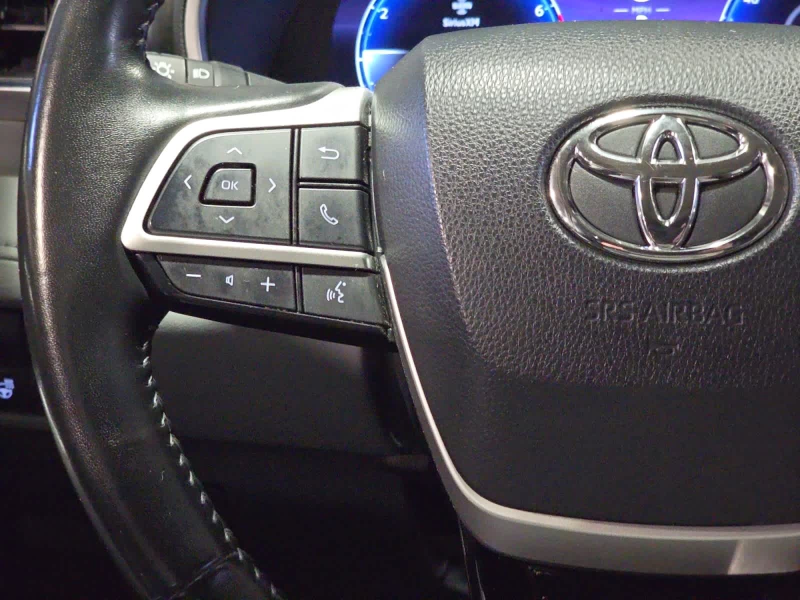 used 2023 Toyota Highlander car, priced at $37,987