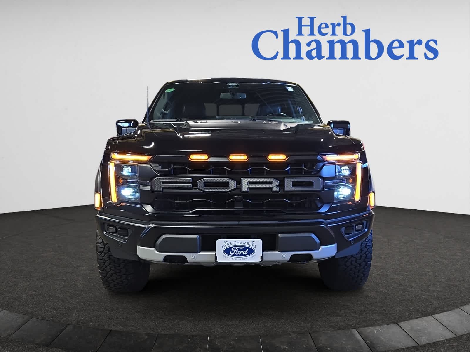 2024 Ford F-150 Raptor photo 2