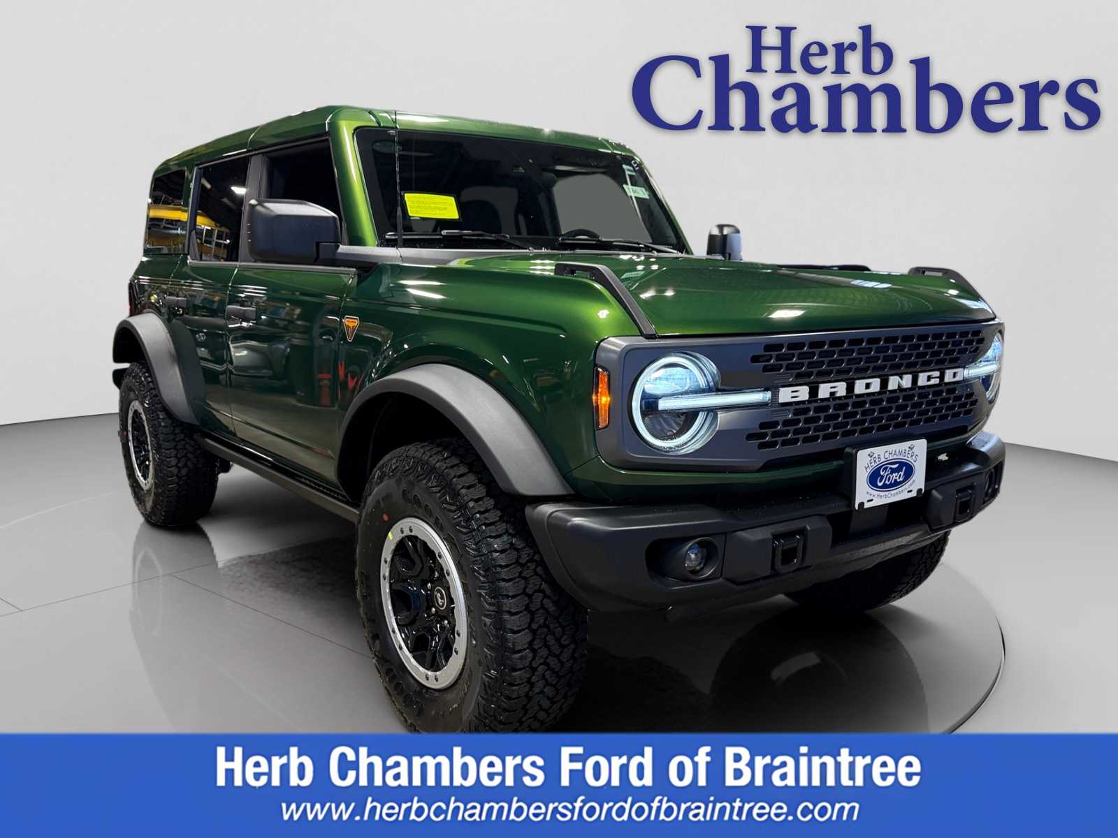 new 2025 Ford Bronco car, priced at $60,651